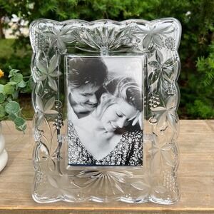 Mikasa Vintage Crystal Garden Photo Frame | 5x7